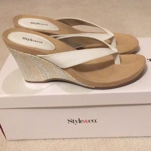 Style & Co. Wedge Flip flops Size 5.5
